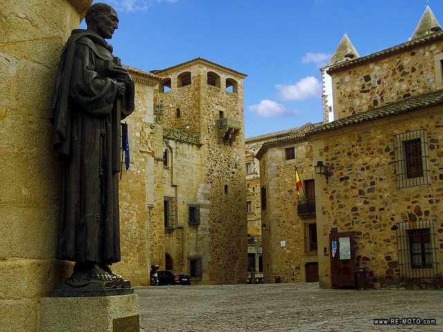 caceres.jpg